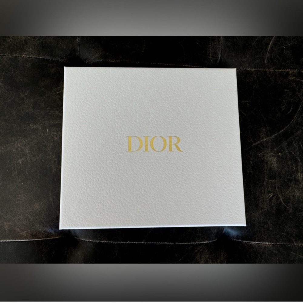 Dior gift box
